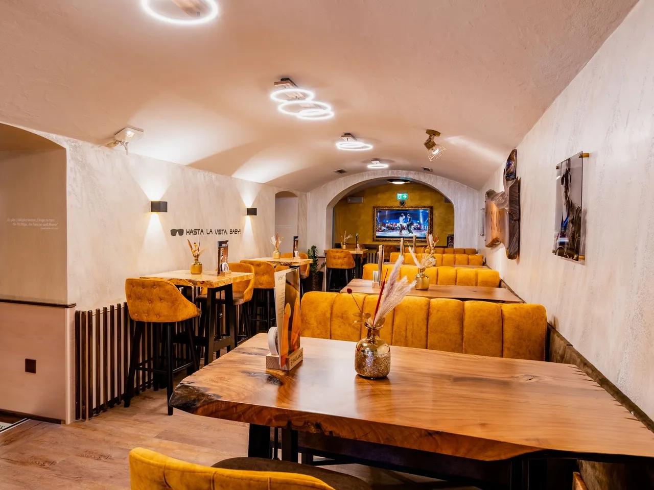 e9b76c9c-a4d5-475a-9ef5-cf4351a97391