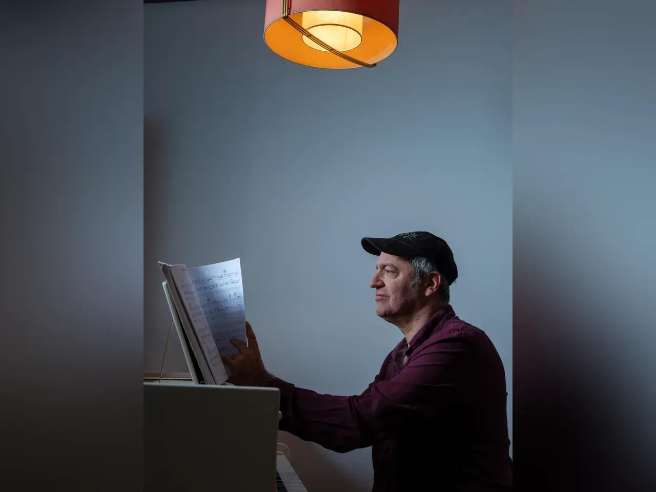 rainald_grebe_-c-christoph_busse-jpg