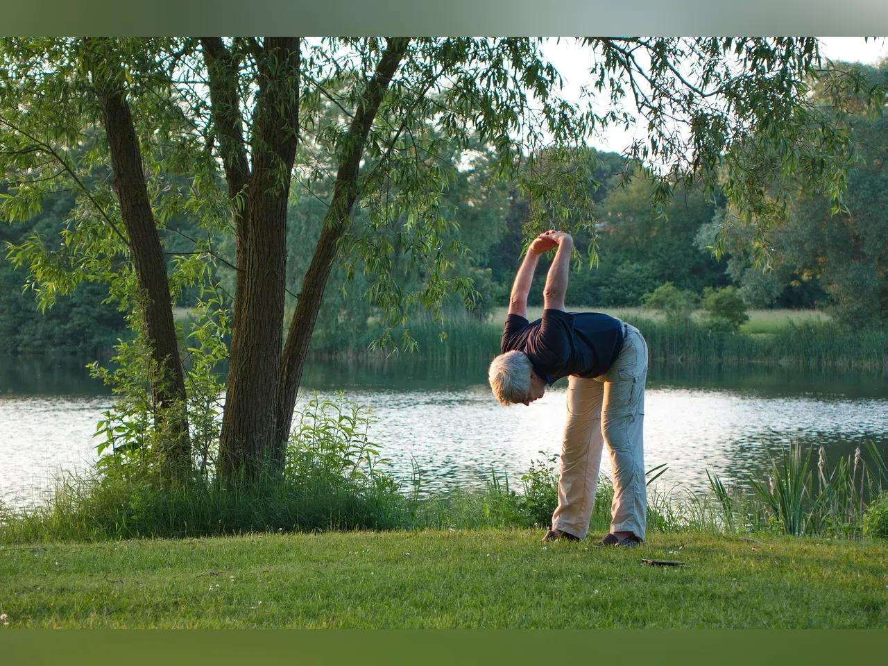 yoga-g670938915_1920-jpg