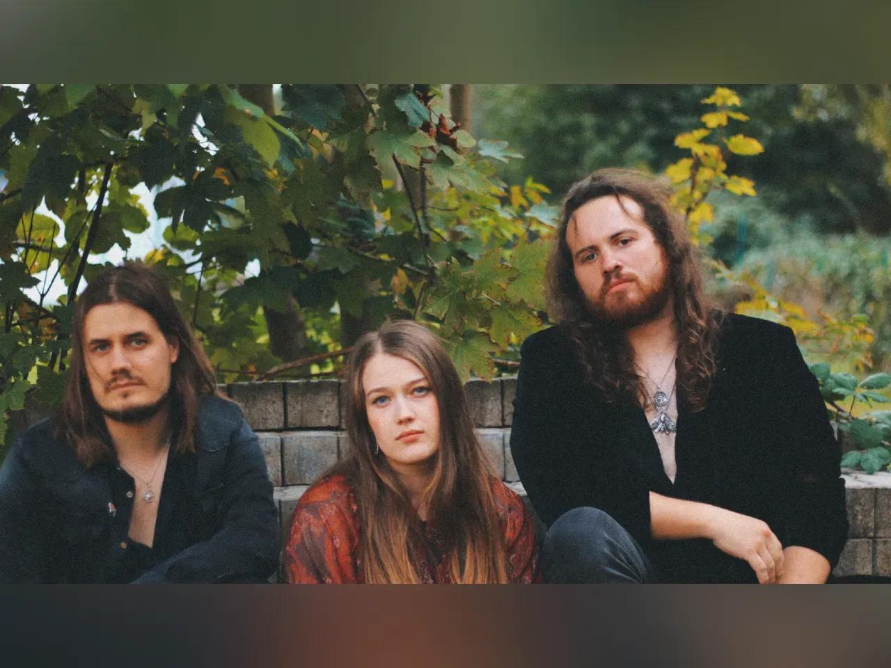 dearrobinquadrat3-jpg